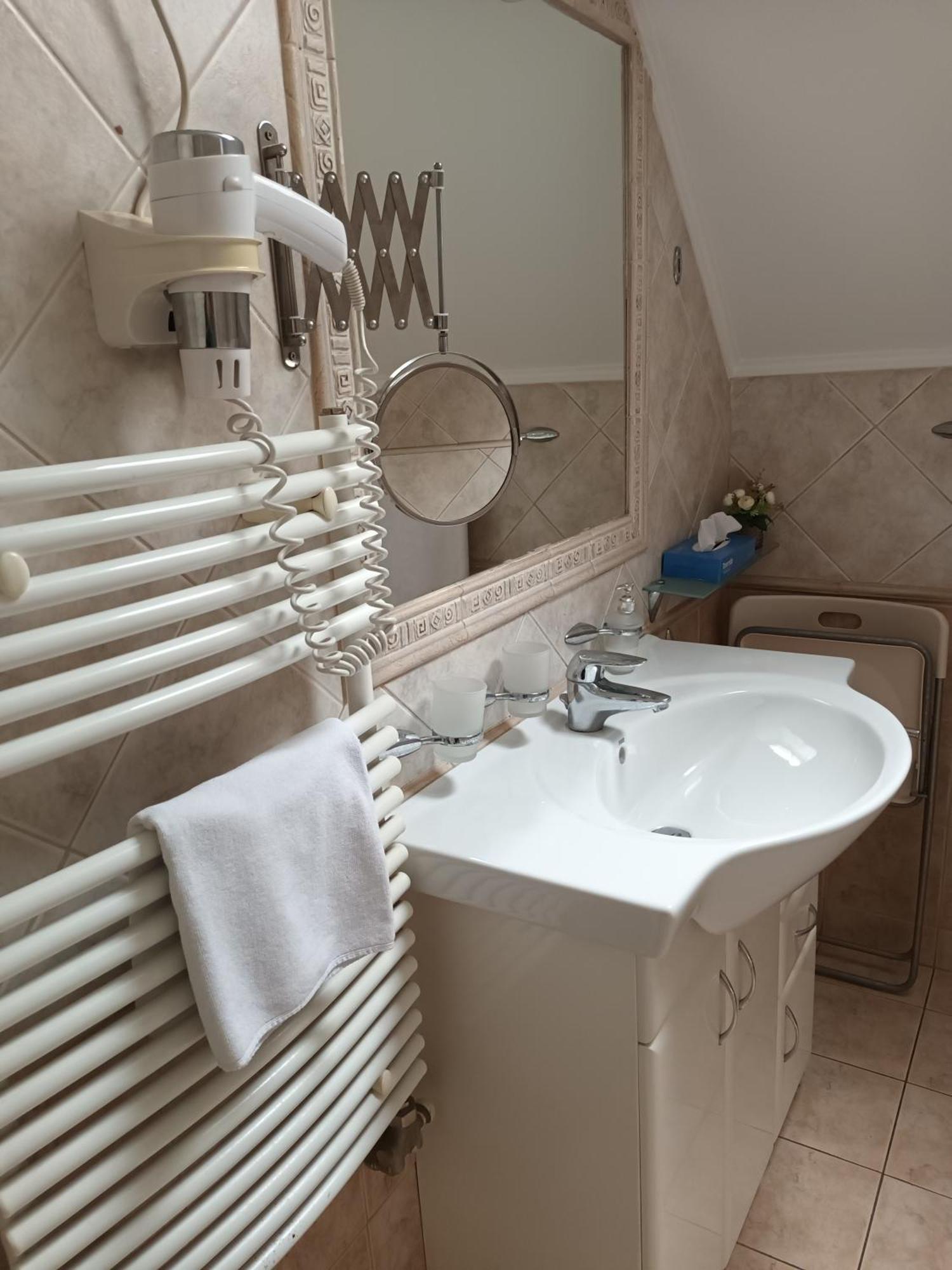 Bed and Breakfast Patria Panzio Erlau Exterior foto
